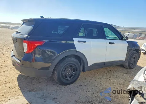 2022 Ford Explorer Police Interceptor z USA, uszkodzony, nr VIN 1FM5K8ABXNGA58111